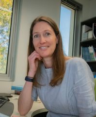 Associate Professor Nicole Kiss