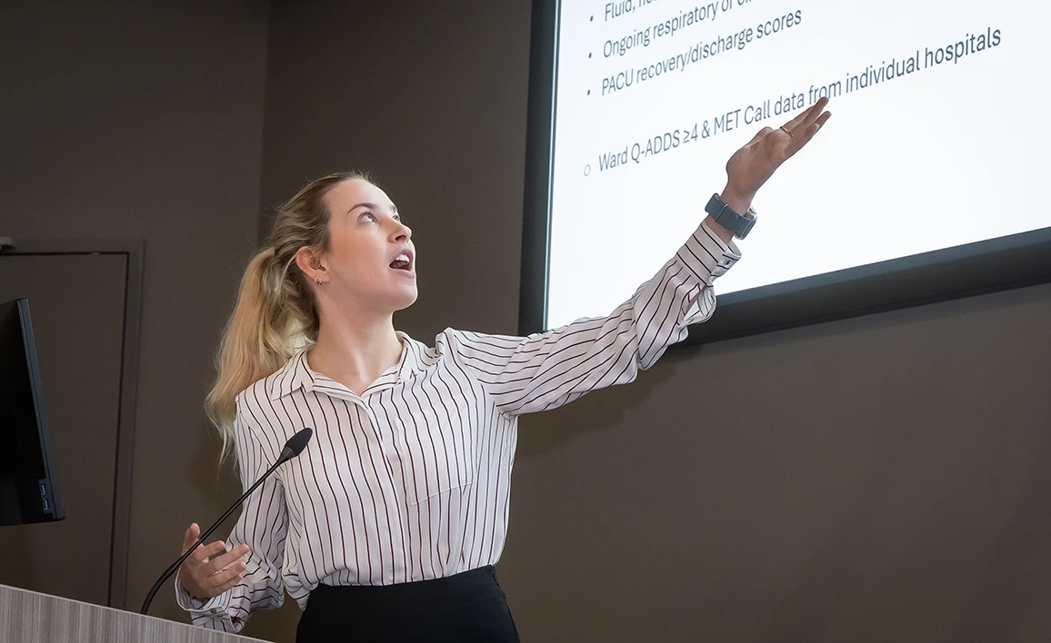 Dr Emily Squires addressing delegates at the CTN and Gold Coast University Hospital multicentre research meeting 